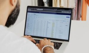 business strategy consultant | IE International